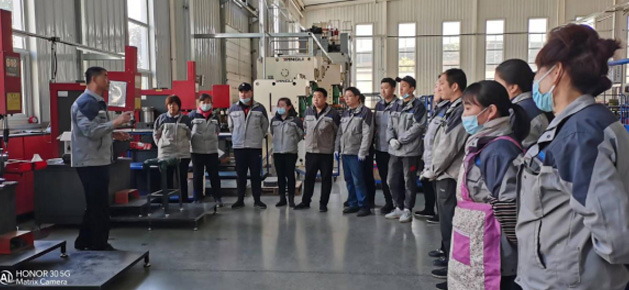 济南锐拓科技有限公司全体员工进行消防应急预案演练