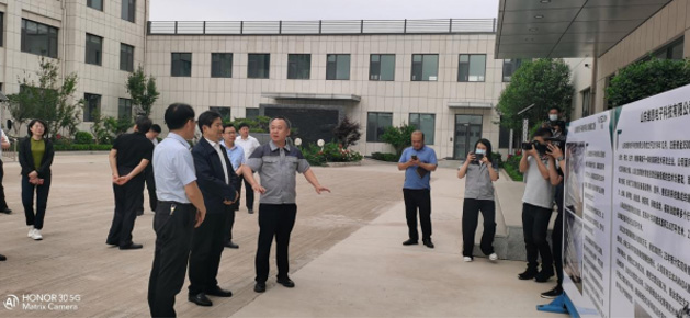 章丘区委领导一行莅临济南锐拓科技有限公司指导工作